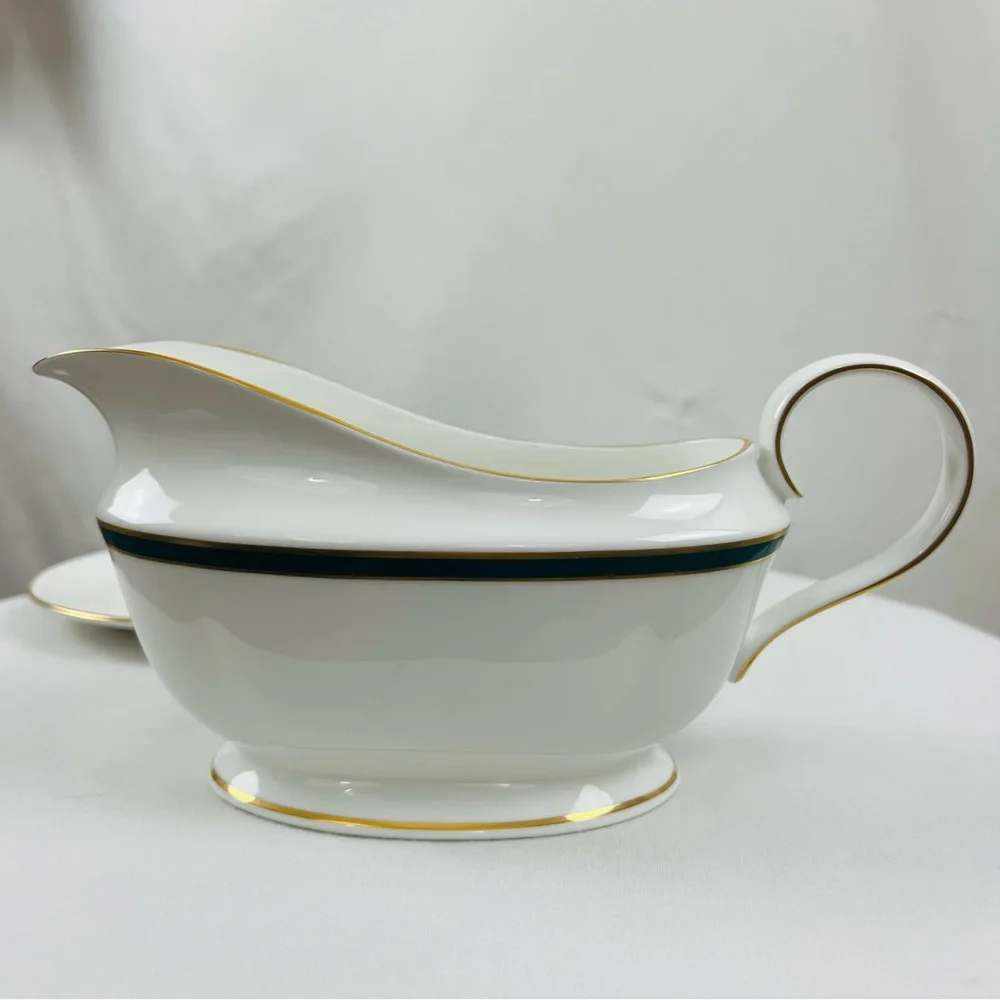 NWT!! Lenox Vintage Margaret Print Gravy Boat and Underplate Green White - Picture 2 of 10